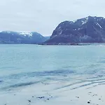 Narnia Lofoten Feriehus *
