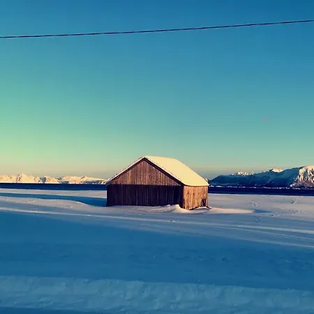 Narnia Lofoten Gimsoy