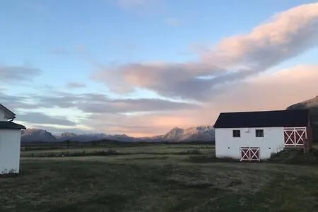Narnia Lofoten Semesterbostad Gimsoy